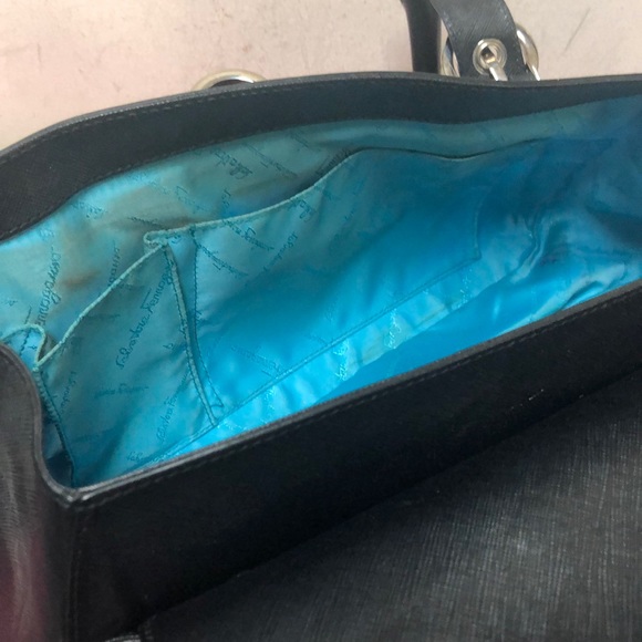 ๐ข Salvatore Ferragamo Satchel Purse - Picture 5 of 7